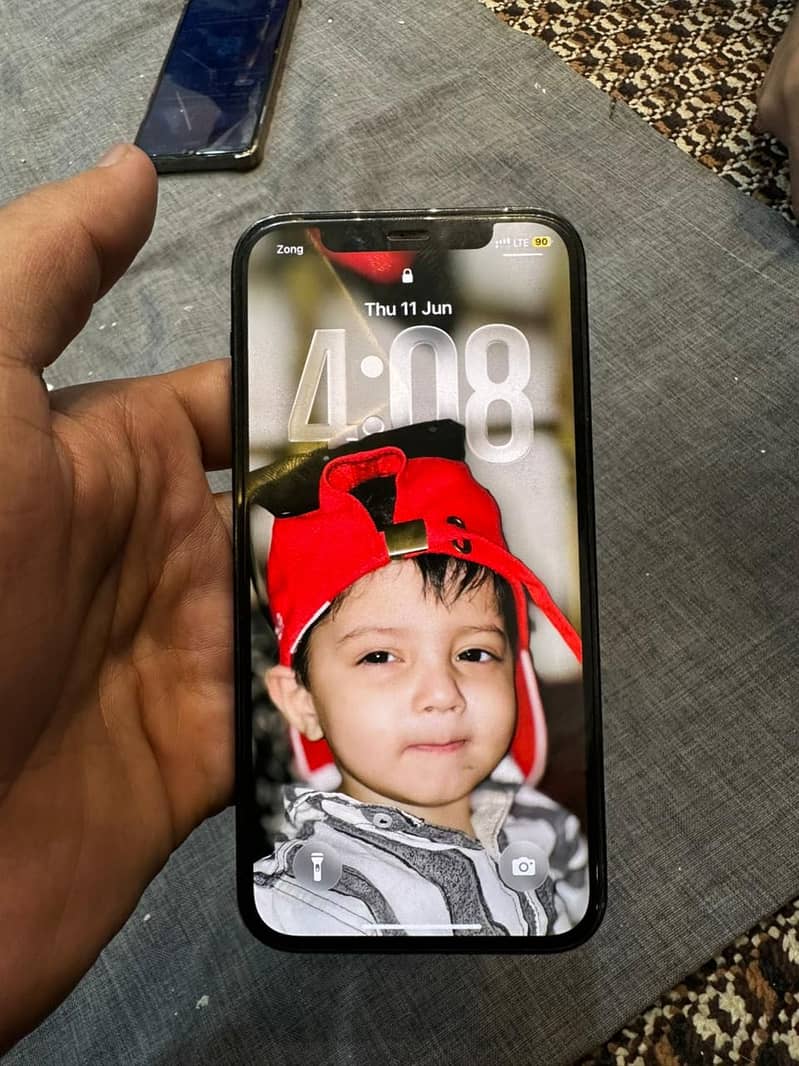 Iphone 12 pro 4