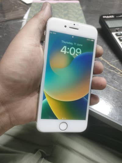 Apple iPhone 8