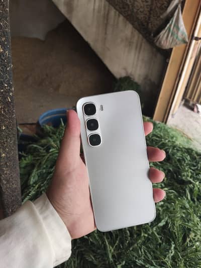Infinix Hot 60 Pro