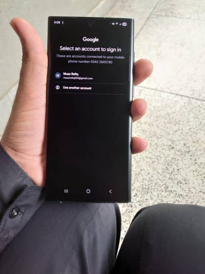Samsung Mobile S22 Ultra. 2 months SIM working