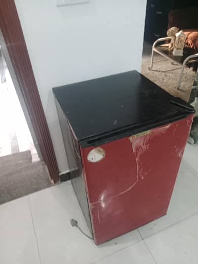 new condition room fridge