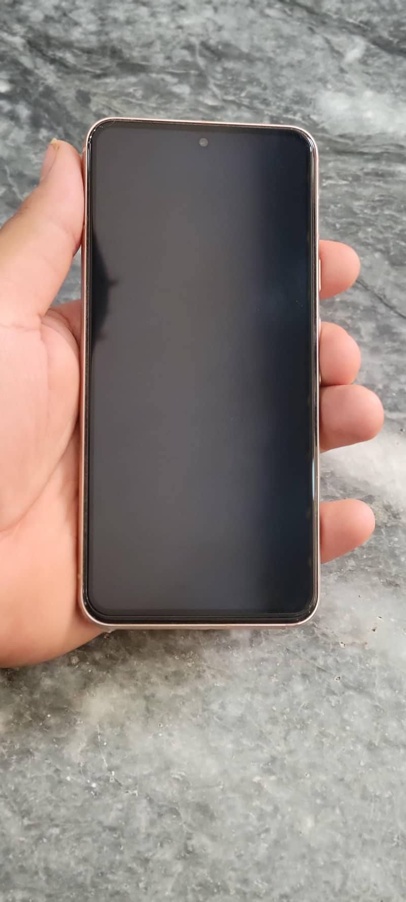 Google Pixel 8 4