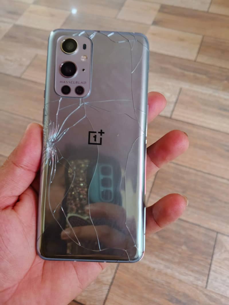 One Plus 9 Pro 1