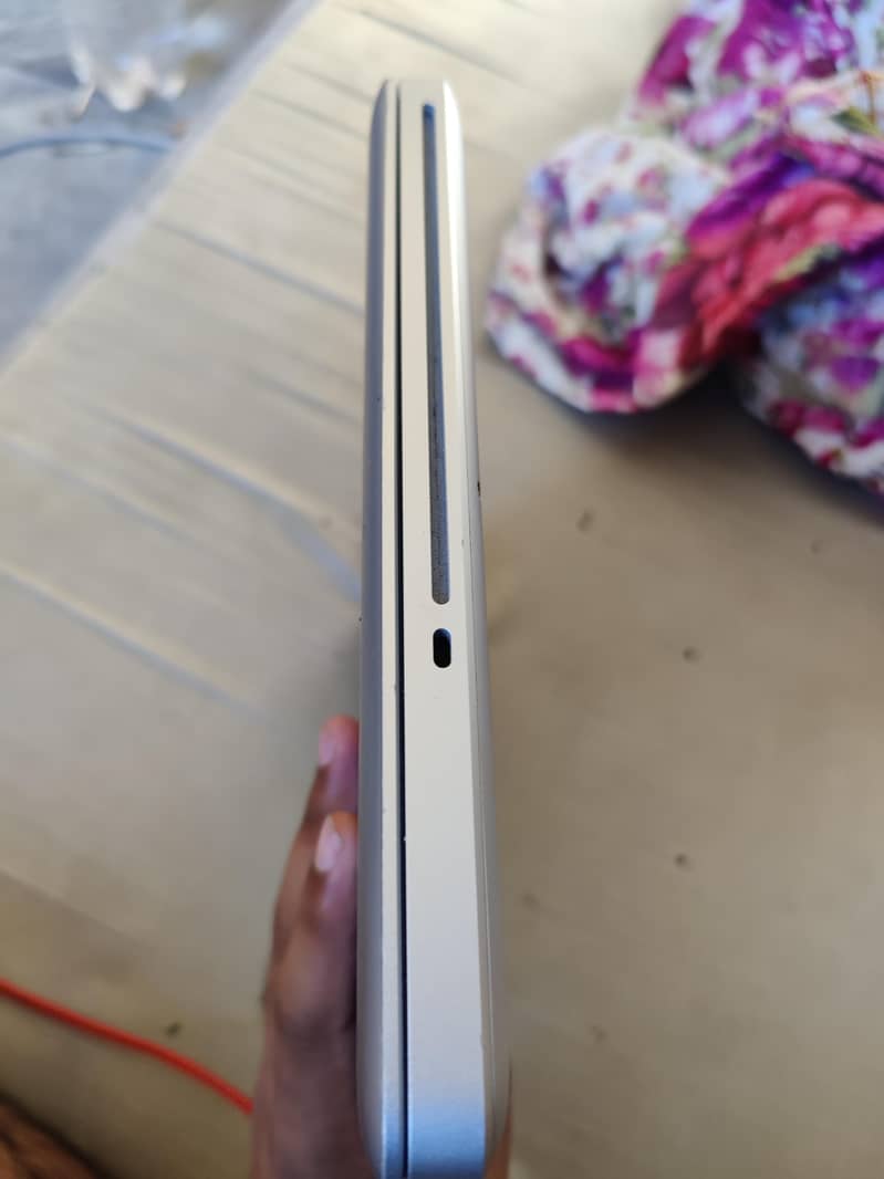 cheap MacBook 8