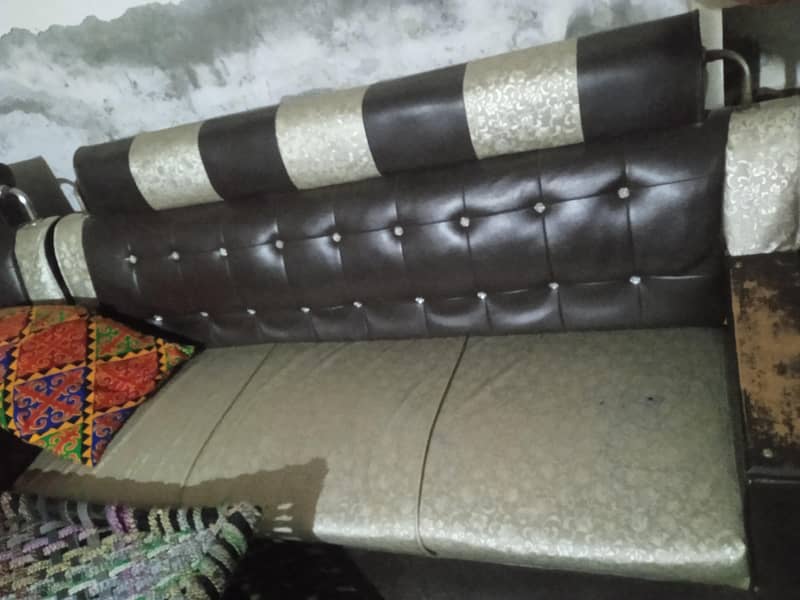 sofa or showcase 3