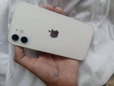 Apple iPhone 12