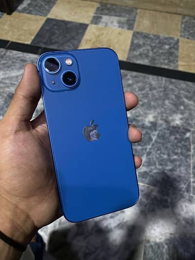 Apple iPhone 13 jv