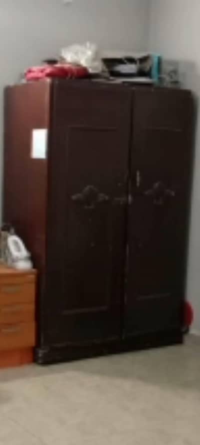 selling  house furniture