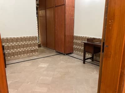BEAUTIFUL UPPER PORTION FOR RENT