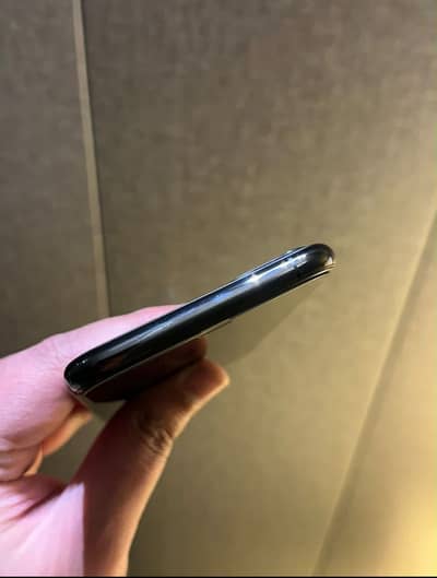 Apple iPhone 11 pro max pta Approved