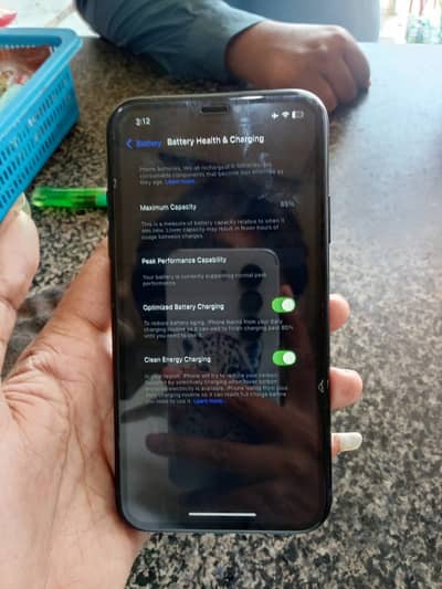 Apple iPhone XR