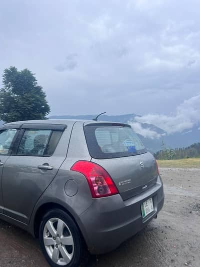 Suzuki Swift DLX 2014