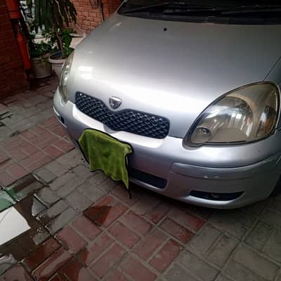Toyota Vitz 2004