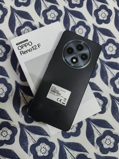 OPPO Reno12 F