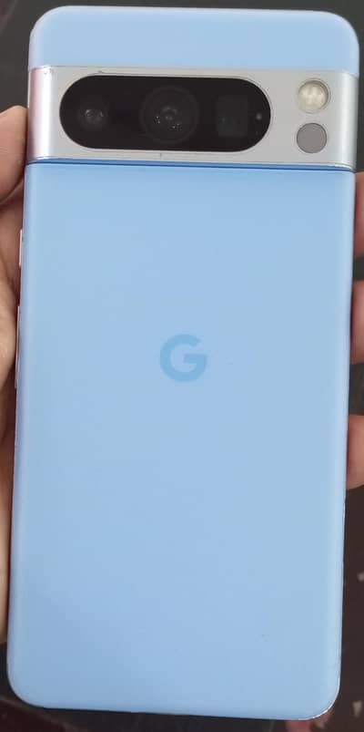 Google Pixel 8 Pro