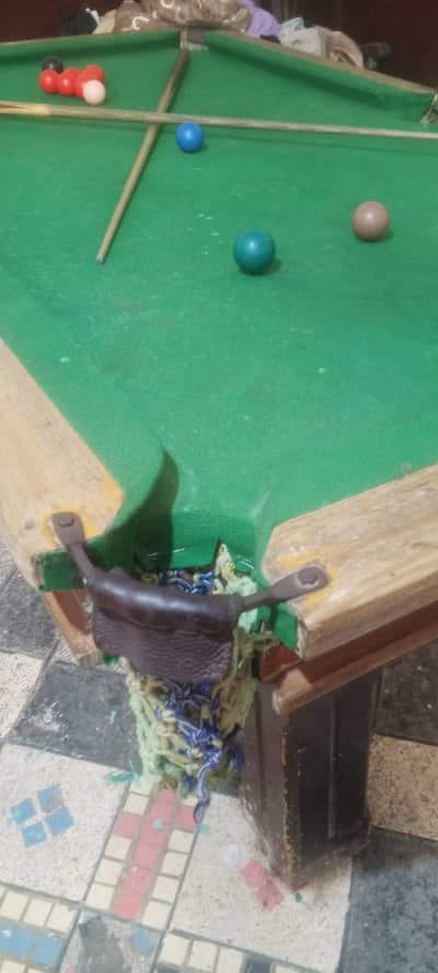 small snoker table