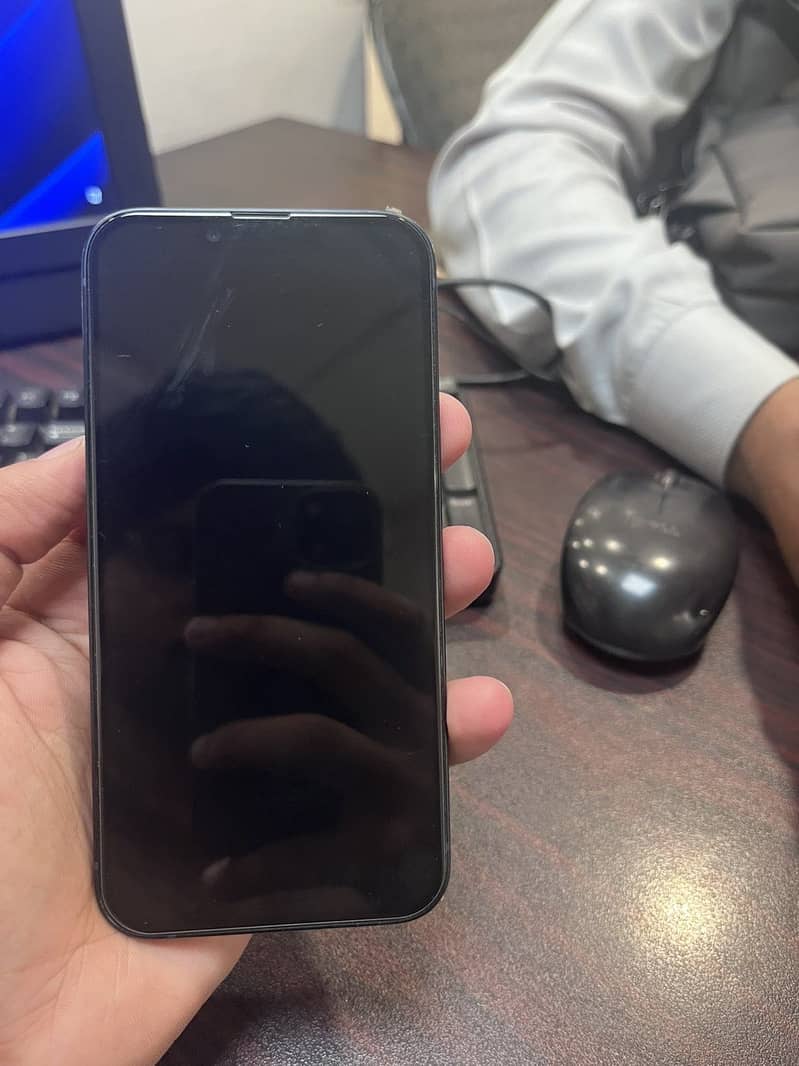 iPhone 14 1