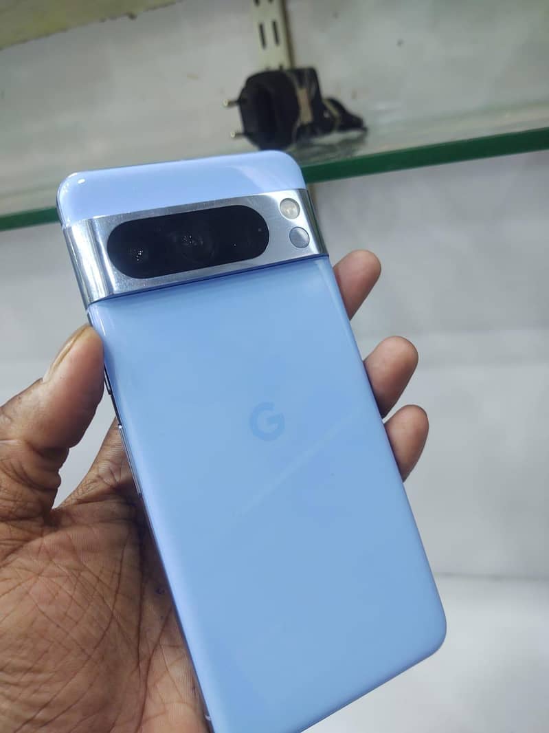Google Pixel 8 Pro 2