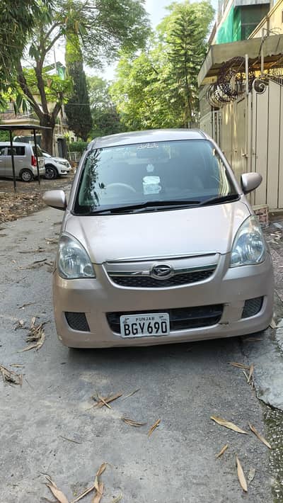 Daihatsu Mira 2011