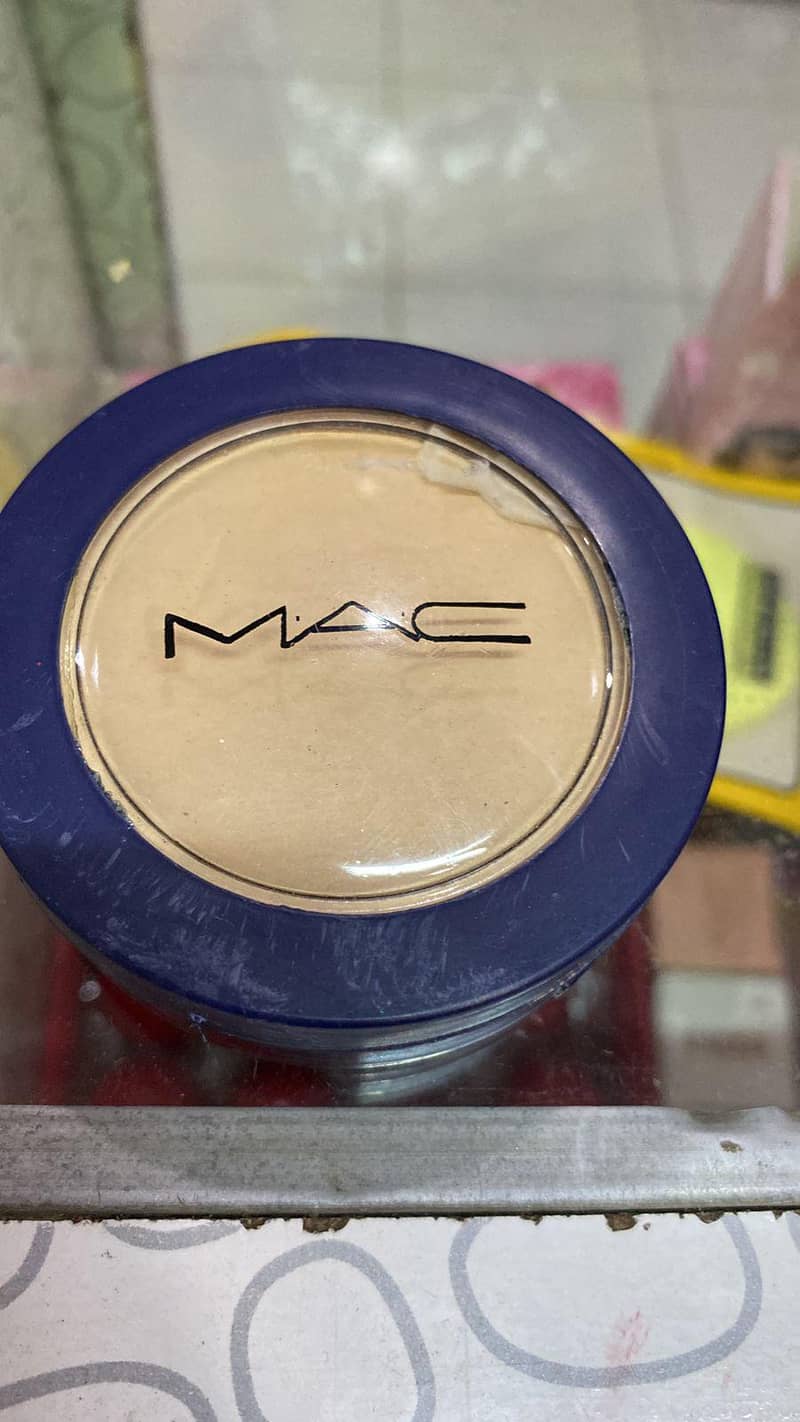 compact powder 9