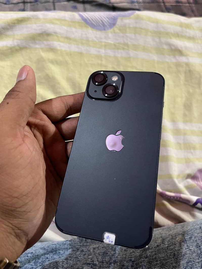 Apple iPhone 13 0