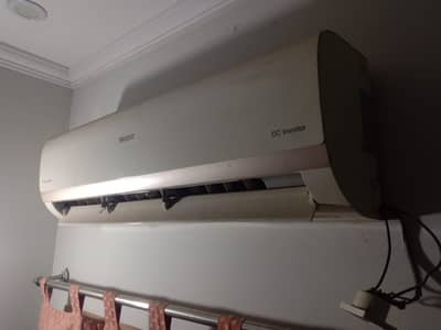 Orient 1.5 Used  inverter Ac For Sale