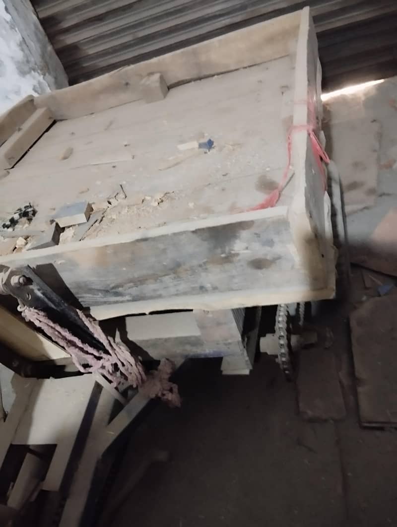 یونائٹڈ پرانا رکشہ ریڈی برائے فروخت 8