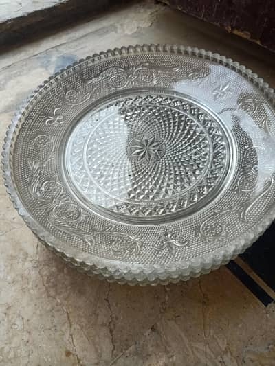 glass plates very stylish