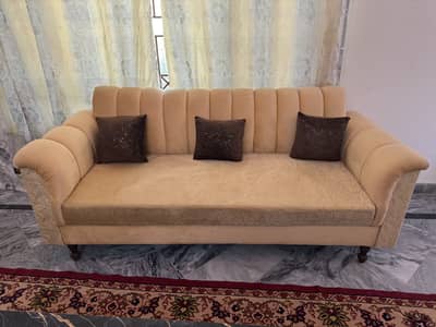 9-Seater Sofa Set for Sale – Excellent Condition | Spacious & Comfort