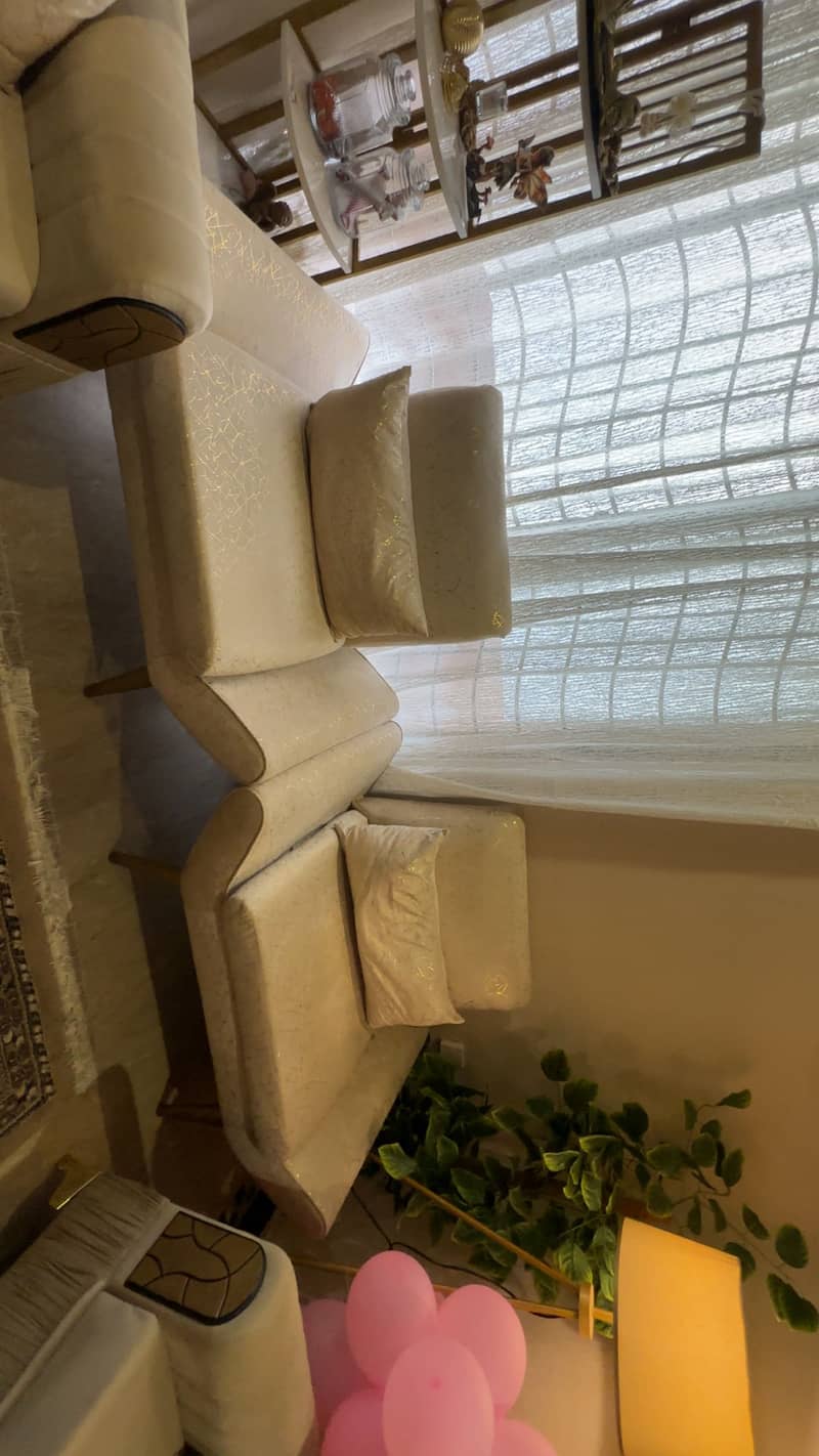 Single seater sofa 2
