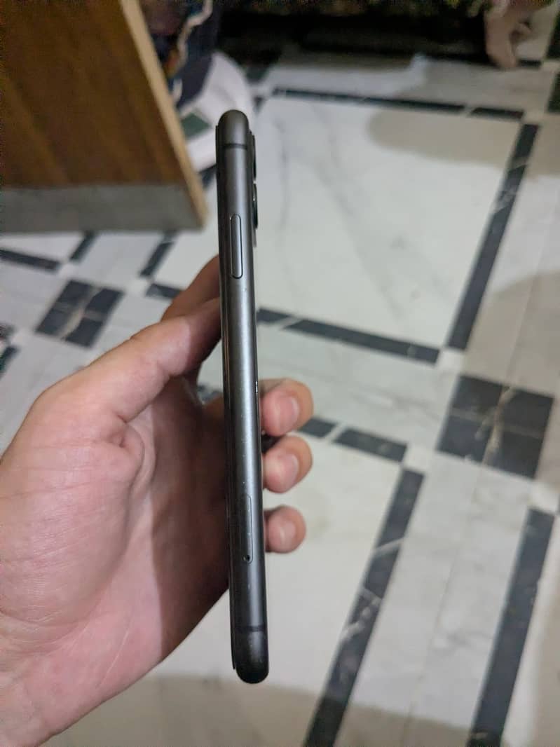 Apple iPhone 11 1