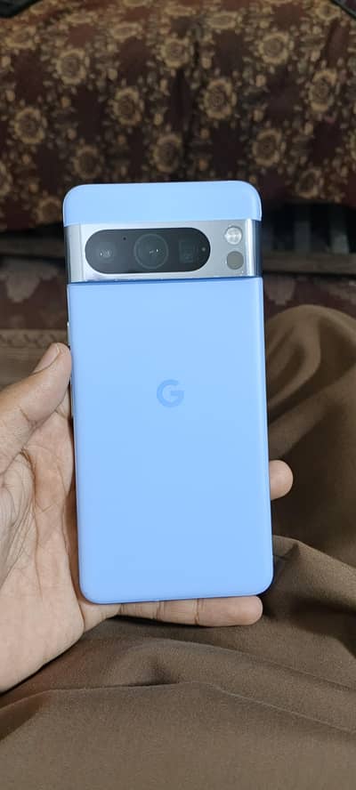 Google Pixel 8 Pro