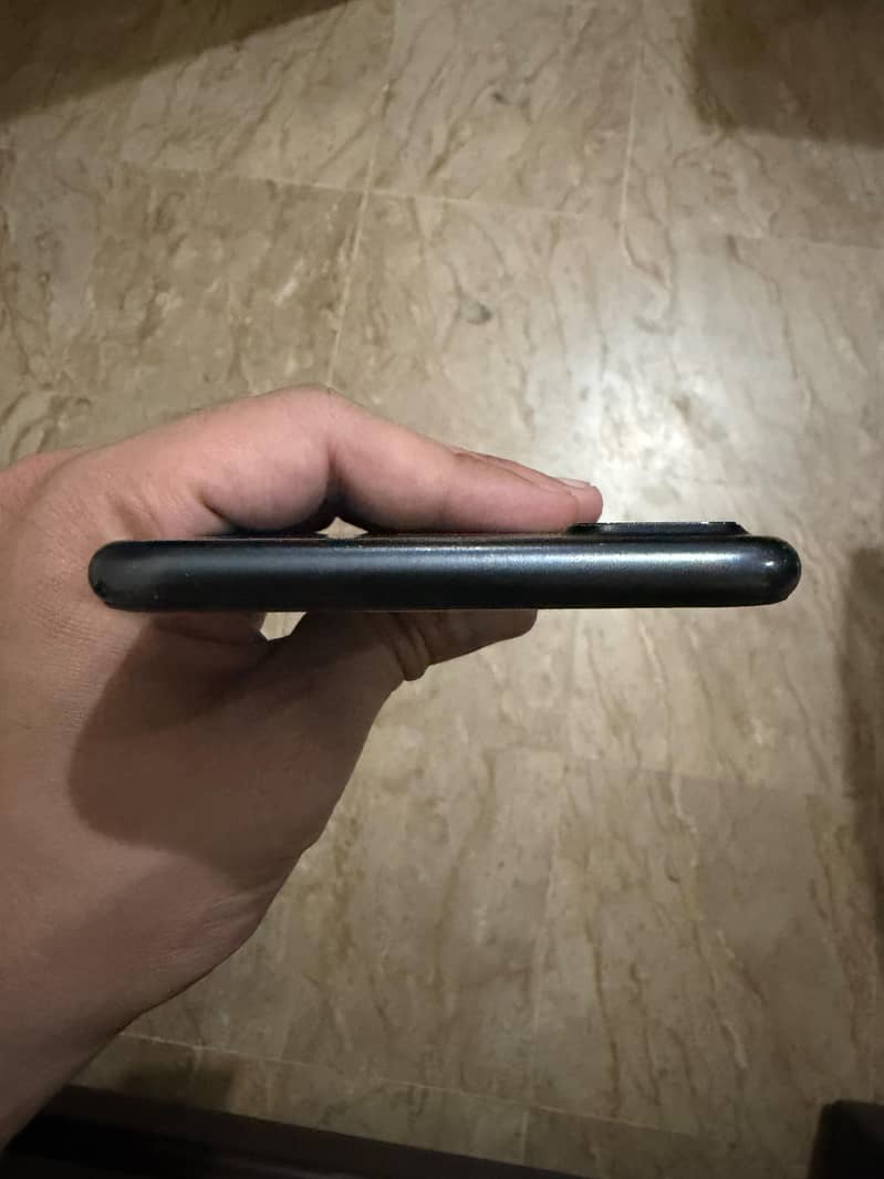 Apple iPhone 7 Plus 1