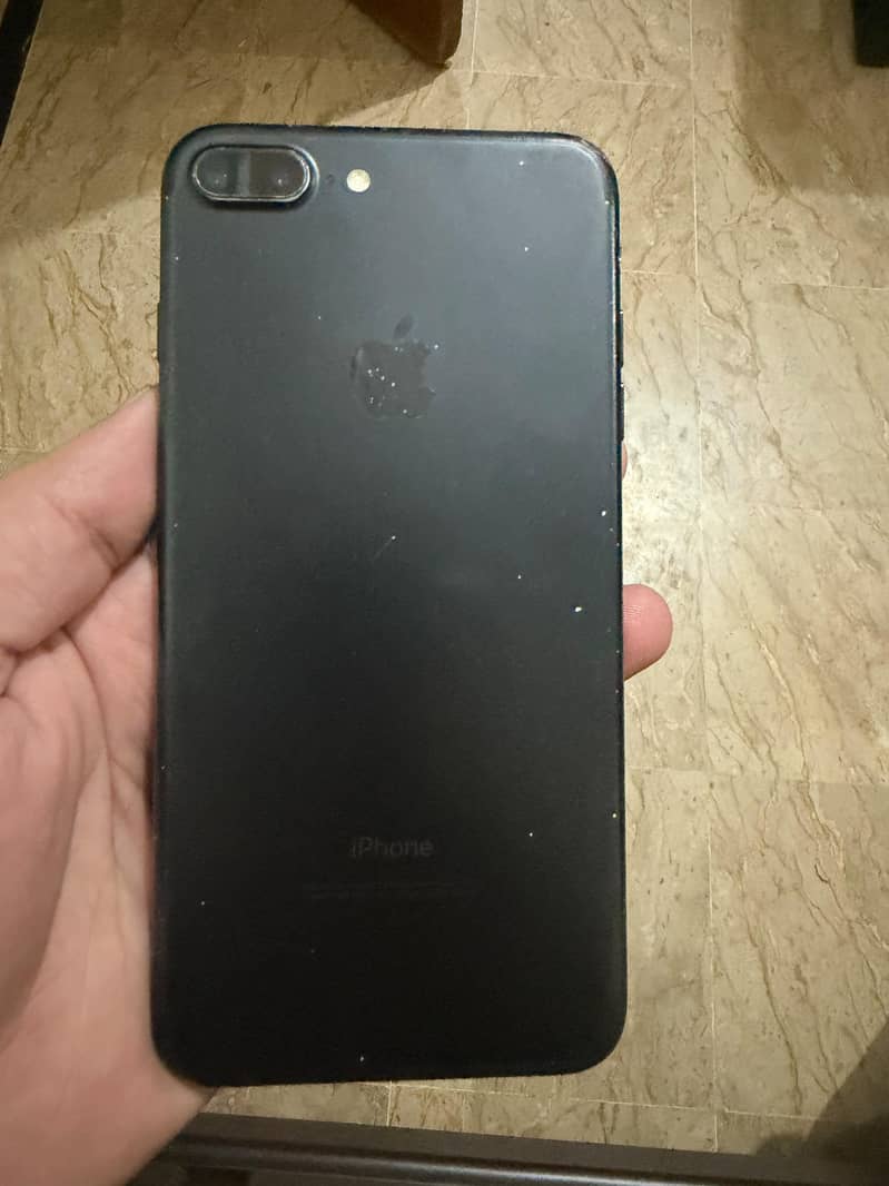 Apple iPhone 7 Plus 4