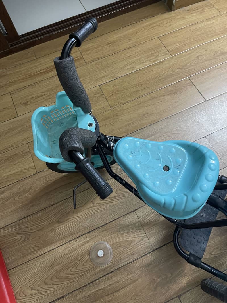 Tricycle 4