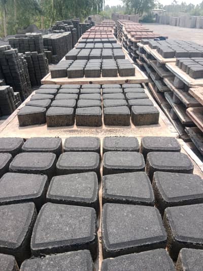 Pavers/ Tuff Tiles/ curb stone for sale/pebbles