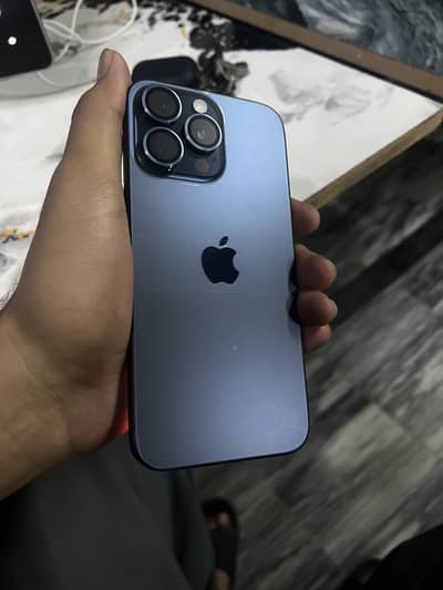 Apple iPhone 15 Pro Max