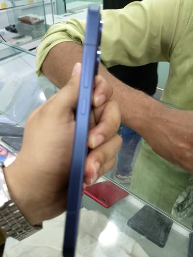 OPPO Reno 15 12/256 11 month wrnty