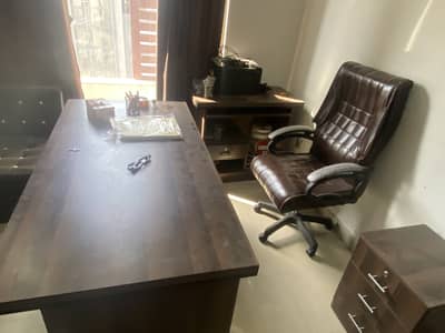 Executive table with Executive Chair