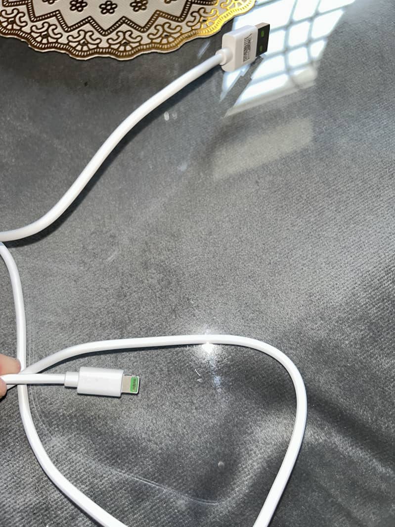 Iphone usb to lightning cable 1