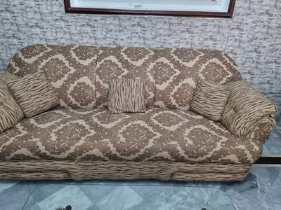 Best Very less used Sofa Set Centre Table and Side Tables for Sale