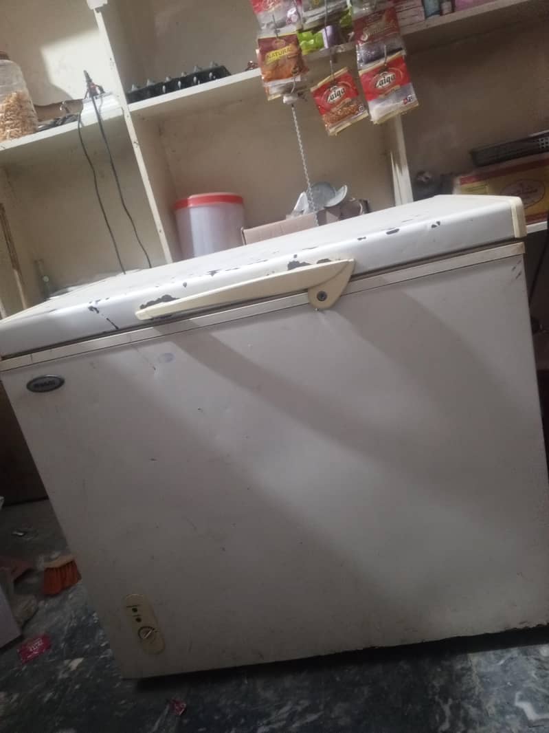 waves deep freezer 0