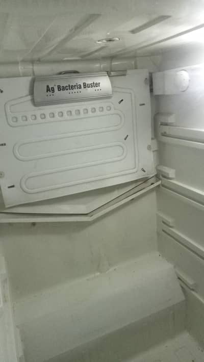 Refrigerator PEL Desire 9/10