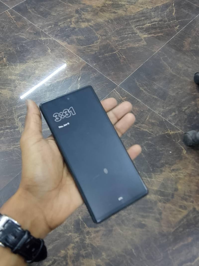 Google Pixel 6a 1