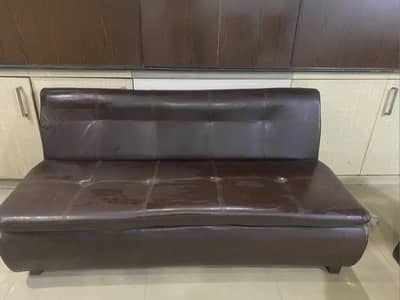 Office visitor sofa (three sitter sofa)
