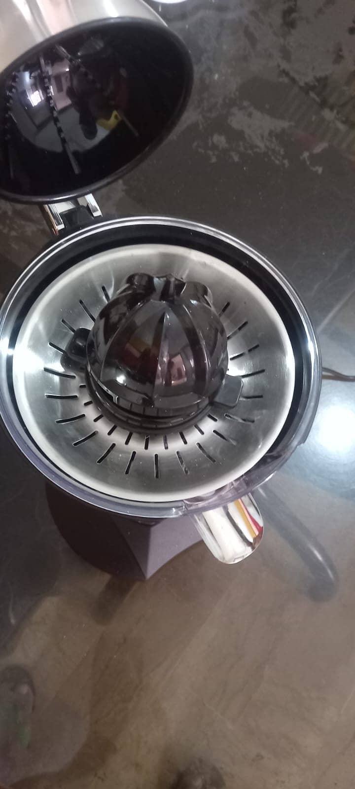 JUICE MACHINE 1