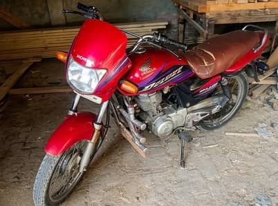 Honda Deluxe 150cc - Well Maintained - Genuine Condition