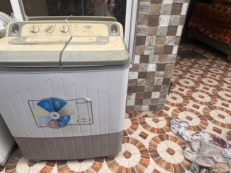 Washing machine 10