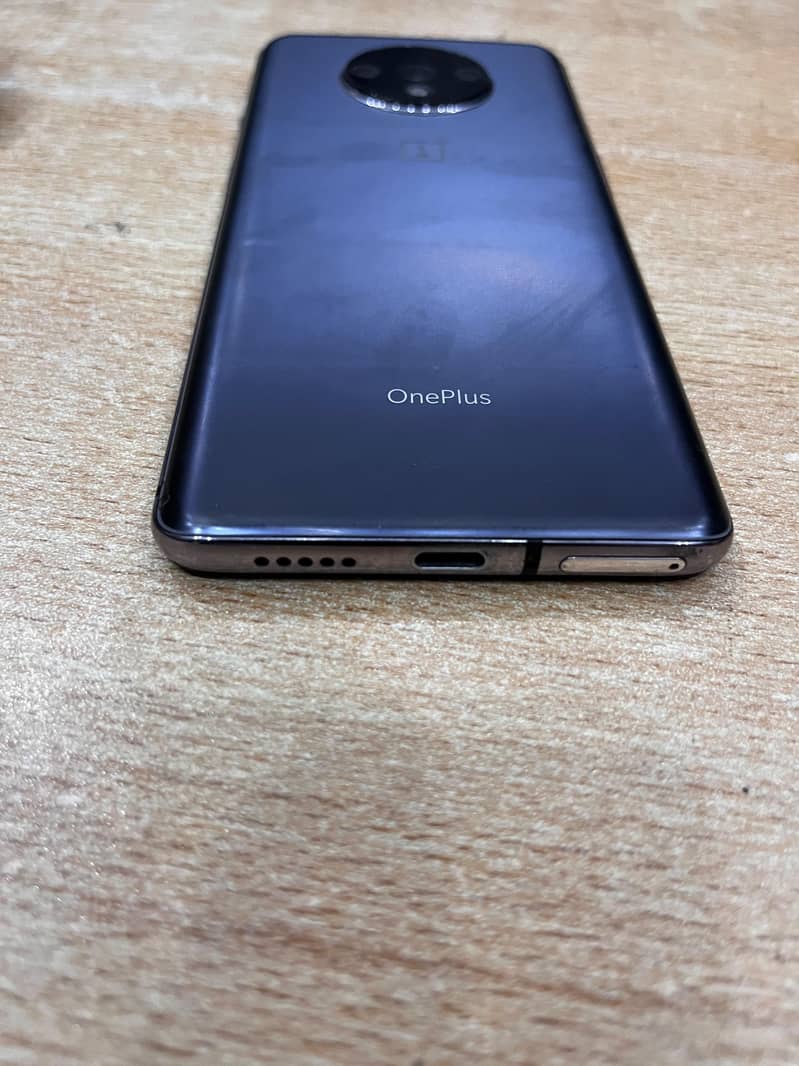One Plus 7T 6