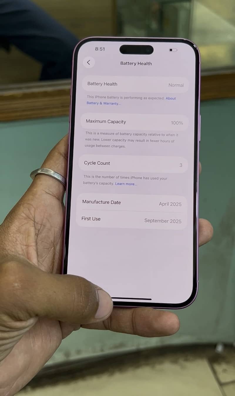 Apple iPhone 16 Plus 1